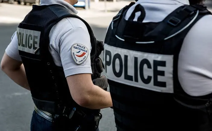 An 82-year-old Frenchman opened fire after believing that Macron had been overthrown — Le Figaro
