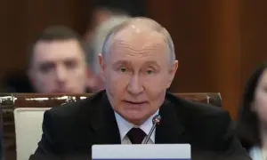 З початку доби на фронті відбулось 79 боїв, ворог найбільше атакує на трьох напрямках