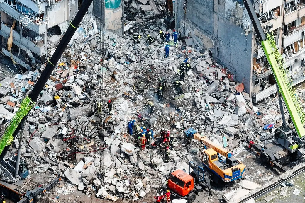 The death toll in the Darnytskyi district of Kyiv has risen to seven