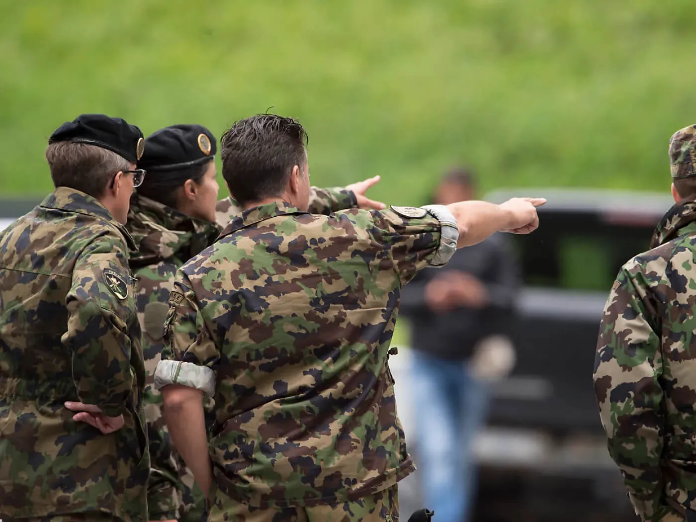Швейцарія розслідує побиття новобранців командиркою роти — Blick Швейцарія розслідує побиття новобранців командиркою роти — Blick