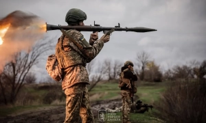 Окупанти обстріляли «Пункт незламності» в Часовому Яру, є поранені