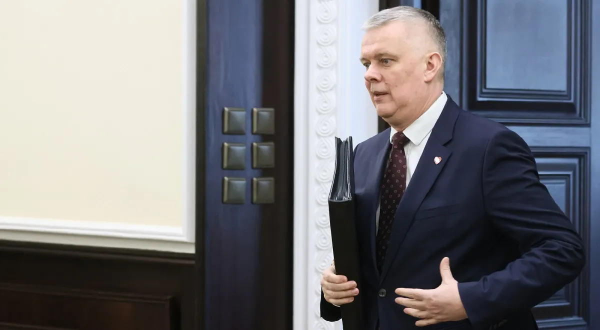 Польща закликала українців не піддаватися на вербування росією — Polsat News Польща закликала українців не піддаватися на вербування росією — Polsat News