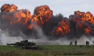 Российские оккупанты нанесли удар по Днепру и его пригородам