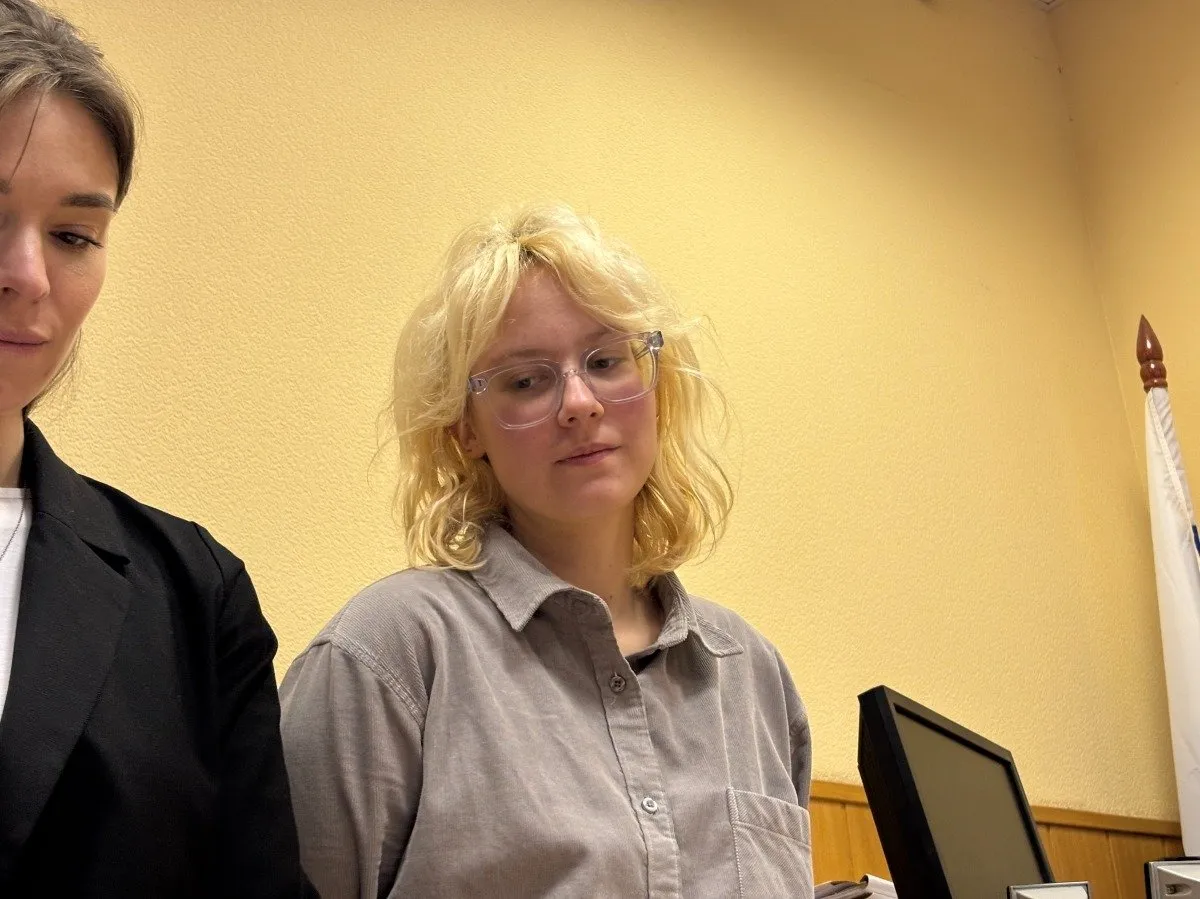 18-річну російську співачку Наоко підводять під кримінальну статтю за вуличний виступ 18-річну російську співачку Наоко підводять під кримінальну статтю за вуличний виступ