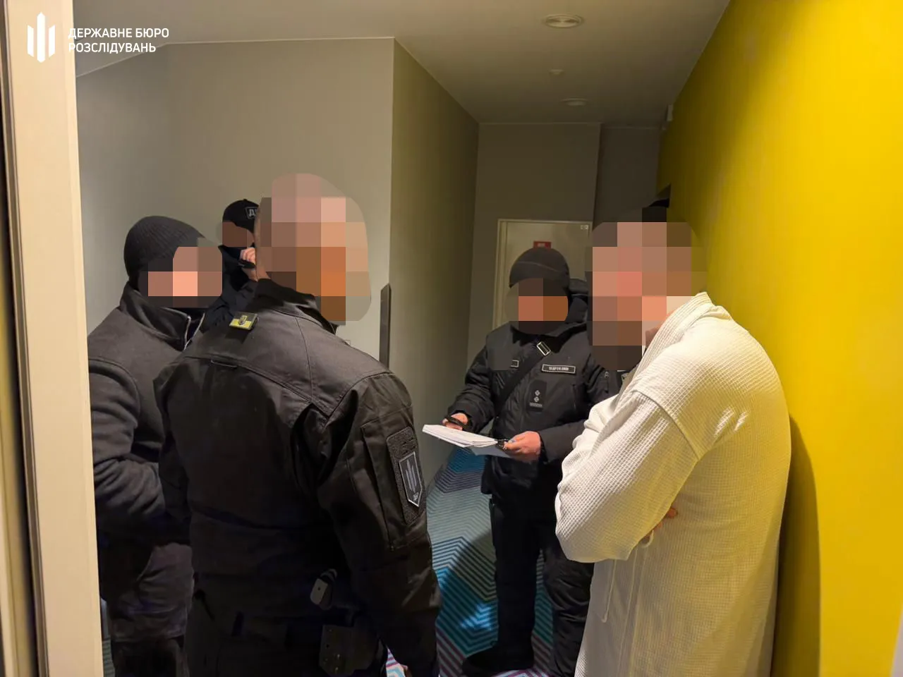 ДБР затримало офіцера Київського ТЦК за катування військовозобов’язаних