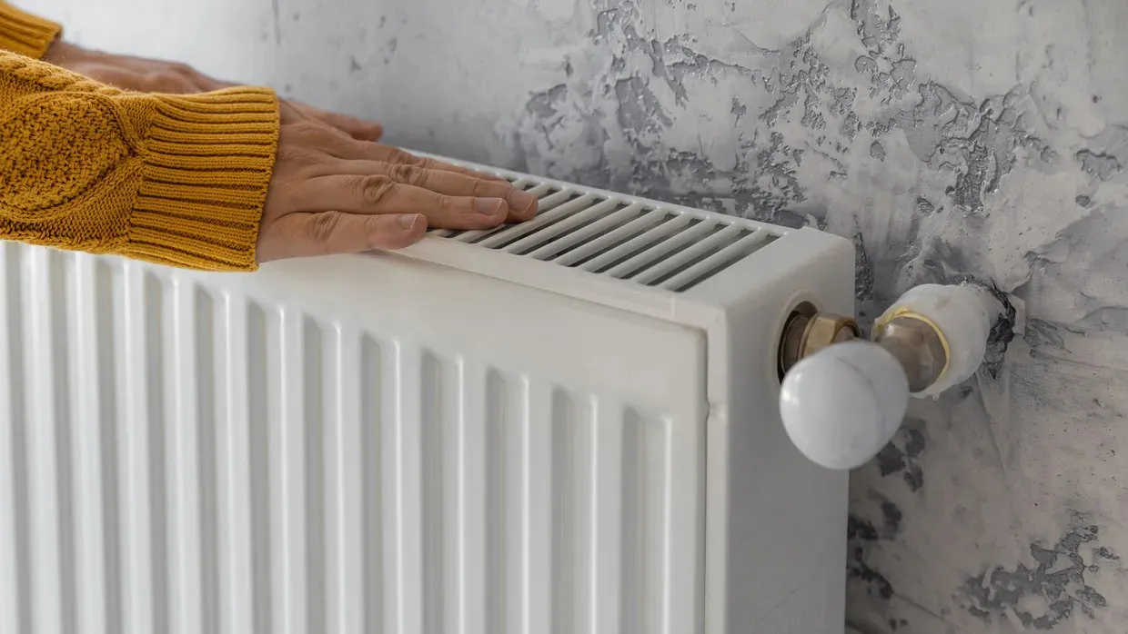 рф атакувала 8 областей, під ударом ТЕЦ і ТЕС, які забезпечували опалення в Києві, Харкові та Дніпрі