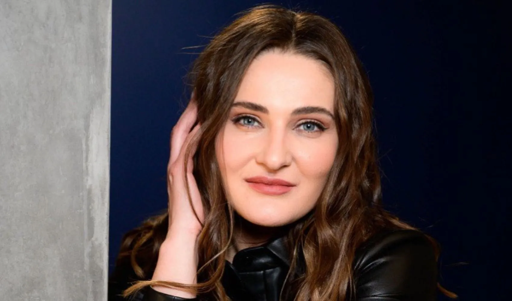 «Мене хвилею відкинуло від дверей» — відома акторка про нічну атаку на Тернопіль