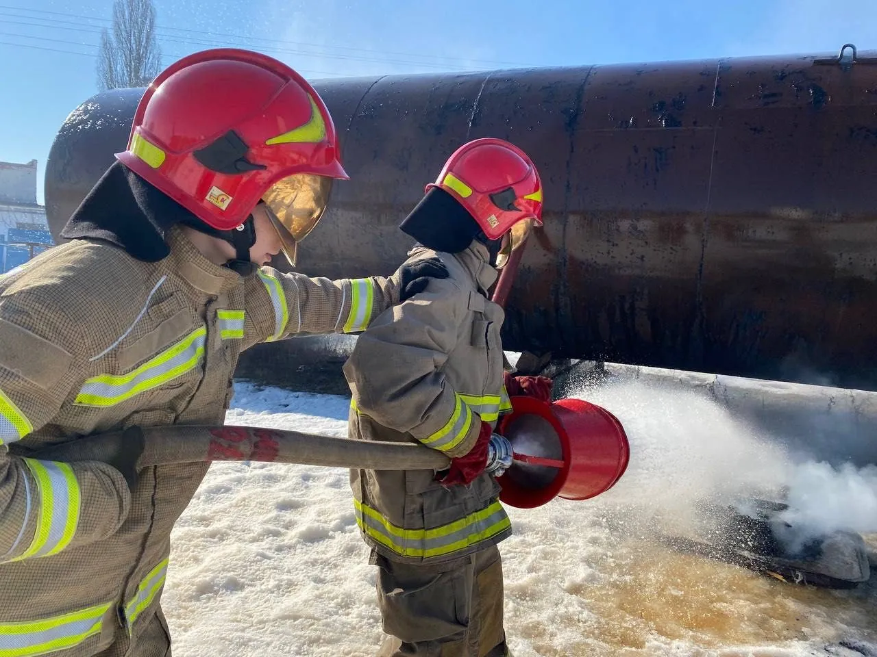 Протягом року в Україні зафіксували понад 97 тисяч пожеж, більшість — у житловому секторі