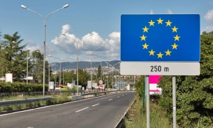 Китай заборонив експорт чипів компанії Nexperia після втручання Нідерландів