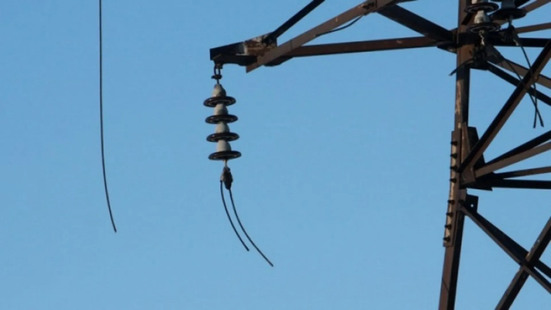 Масове знеструмлення на Вінниччині через обледеніння ліній електропередач