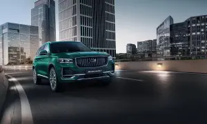 РФ видала на ПМЕФ китайський позашляховик Geely Monjaro за нову модель Волги