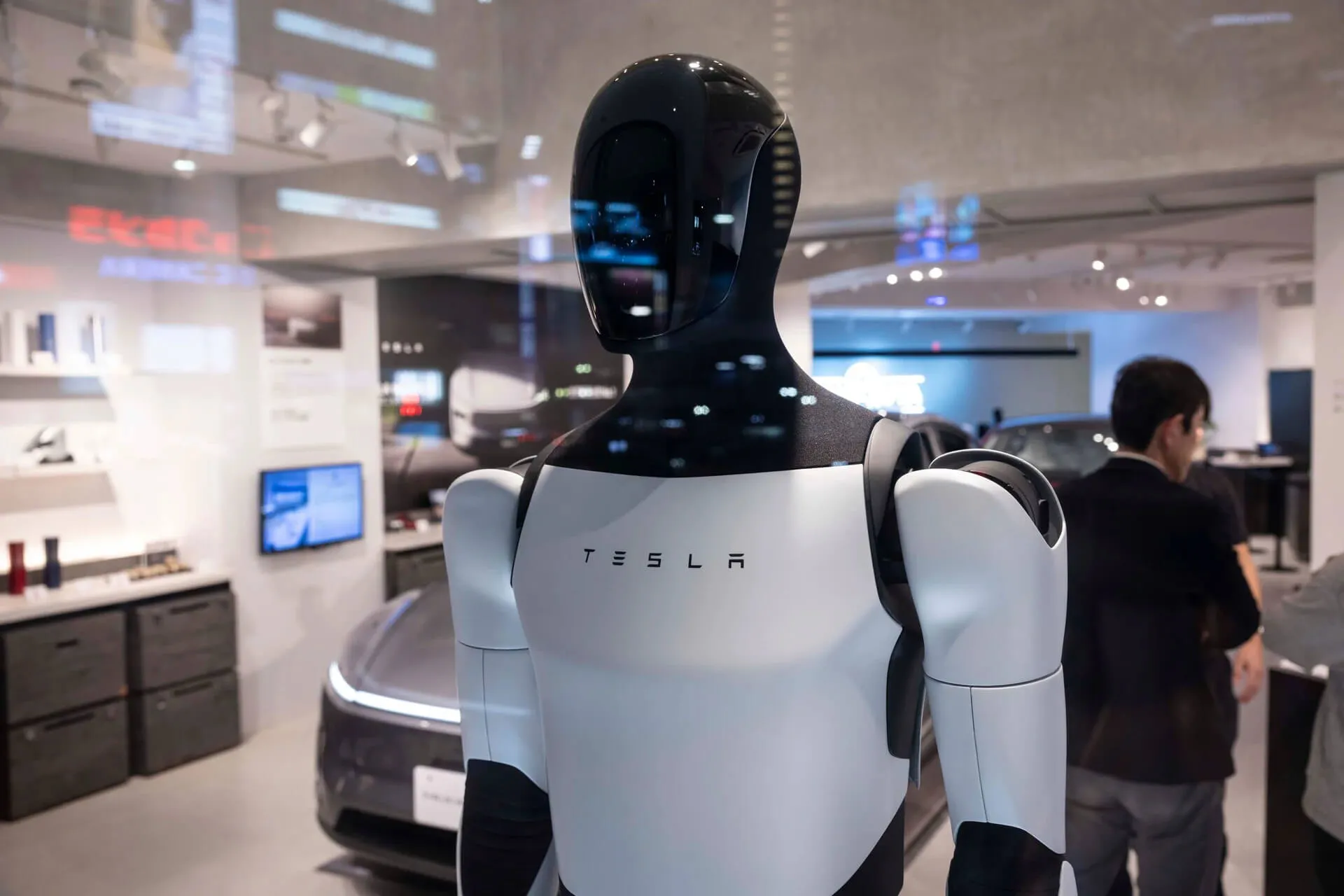 Tesla призупинила виробництво роботів Optimus через проблеми з руками — The Information Tesla призупинила виробництво роботів Optimus через проблеми з руками — The Information