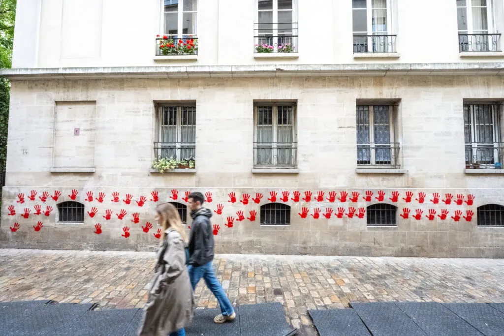 Росія вербує європейців до тренувальних таборів на Балканах — Politico