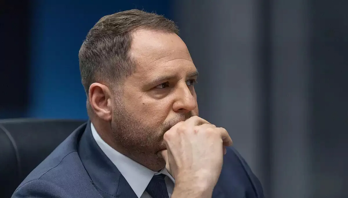 Каленюк: Люди Єрмака досі залишаються у владі, хоча сам він втратив вплив