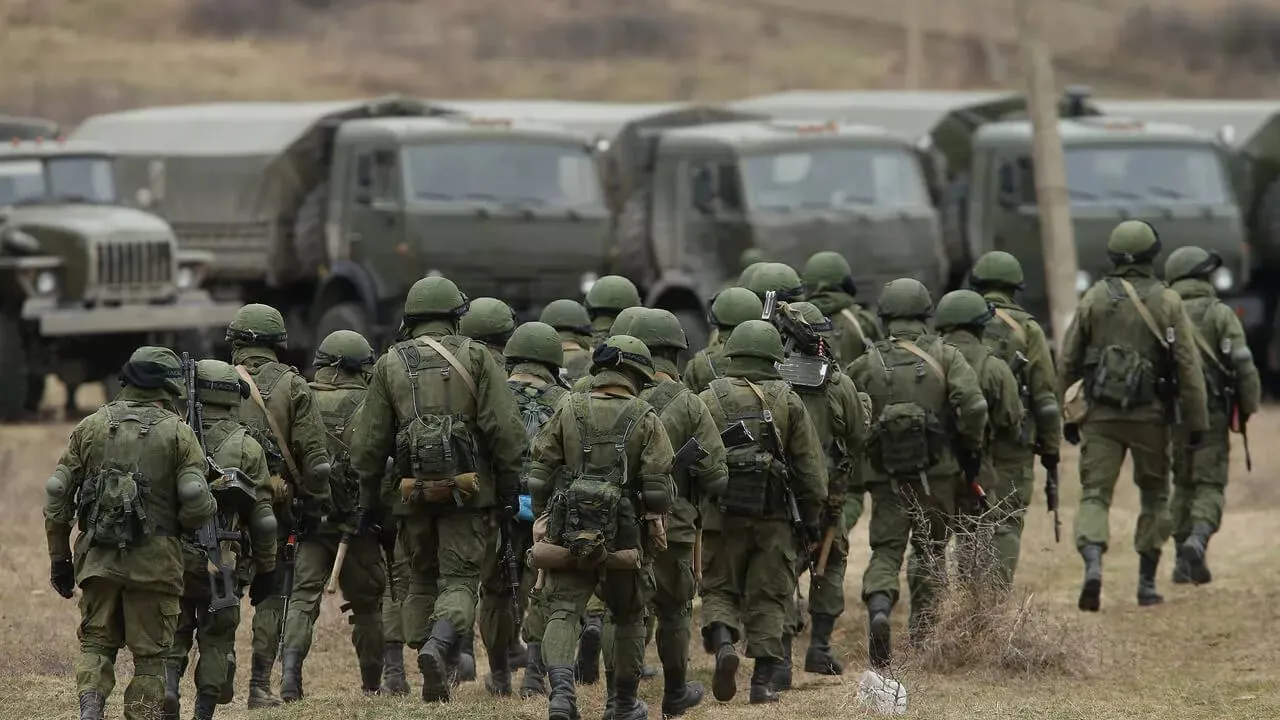 На одній з ключових трас Донеччини розбили колону окупантів
