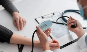 У «Слузі народу» запустили анонімне опитування щодо виключення Дубінського з фракції