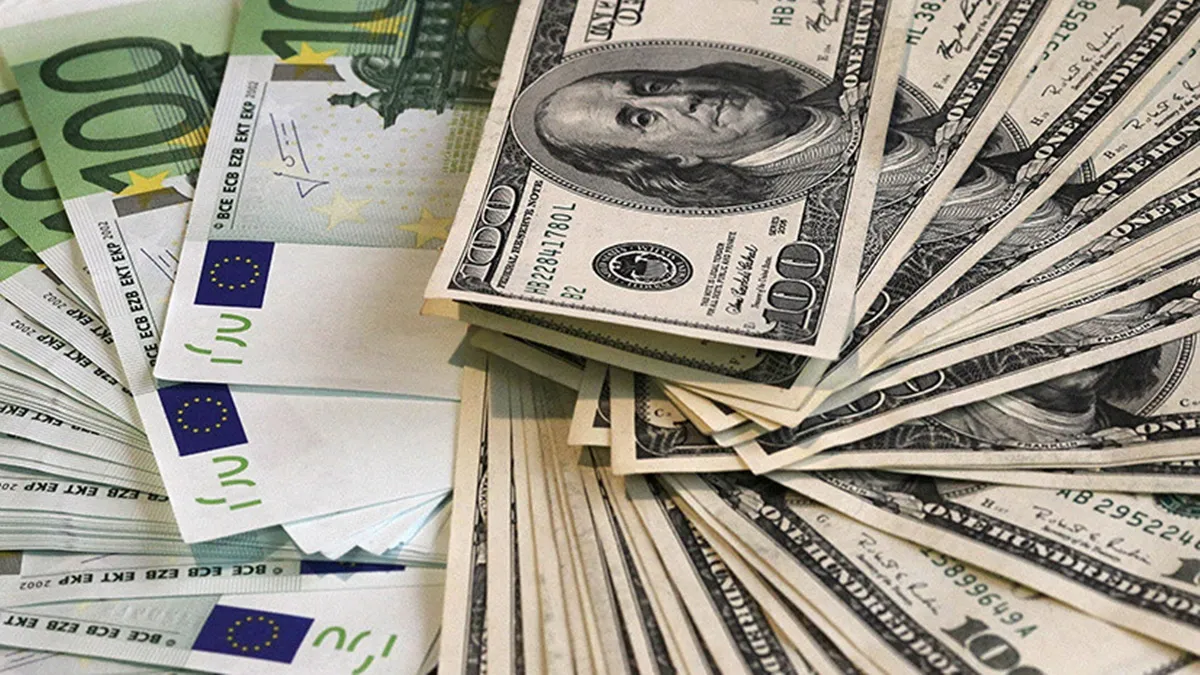 Курс валют 11 травня: скільки коштують долар, євро і злотий