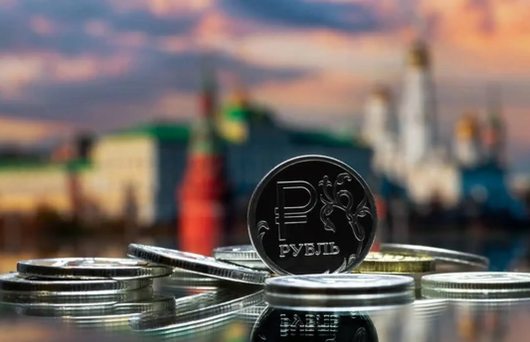 В России произошло самое сильное за четыре года обрушение фондового рынка