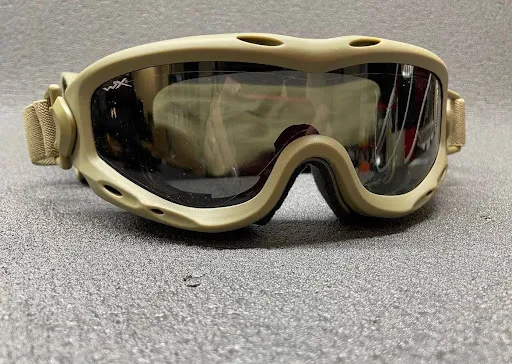 Директор підприємства привласнив 155 млн грн на неякісних окулярах для ЗСУ