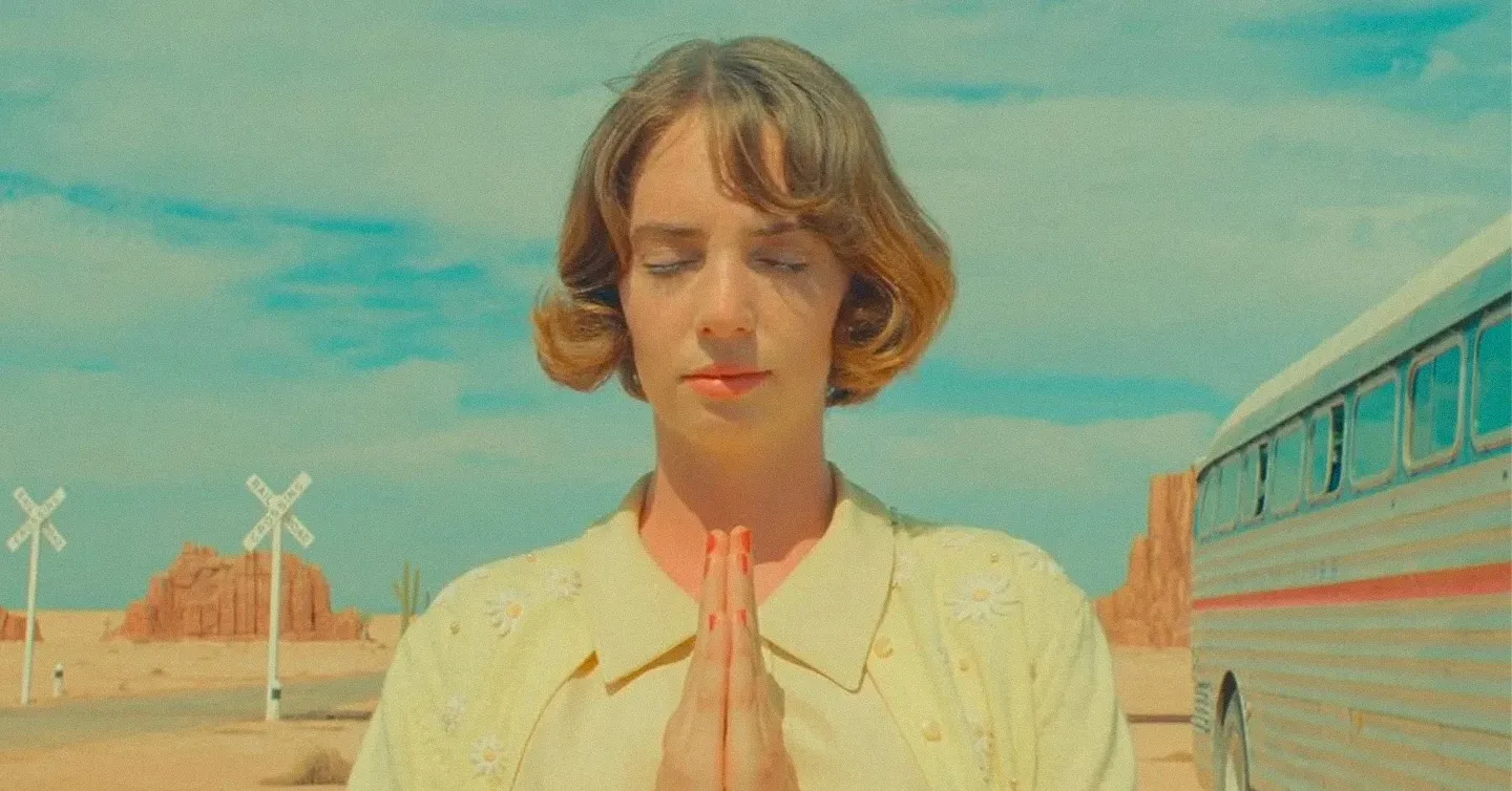 Мая Гоук та Крістіан Лі Гатсон таємно побралися в Нью-Йорку