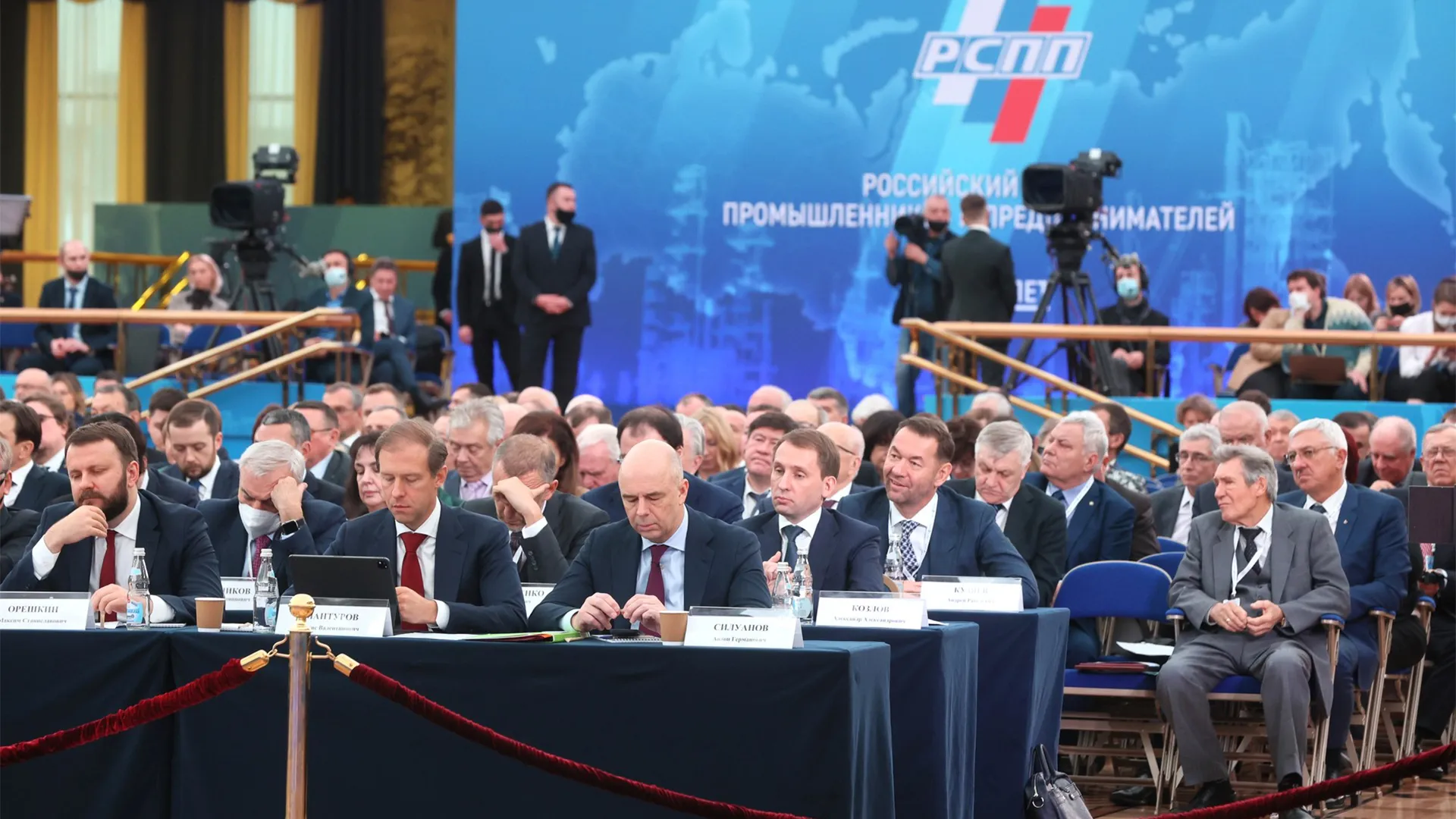 Російський міністр фінансів закликав олігархів готуватися до важких часів