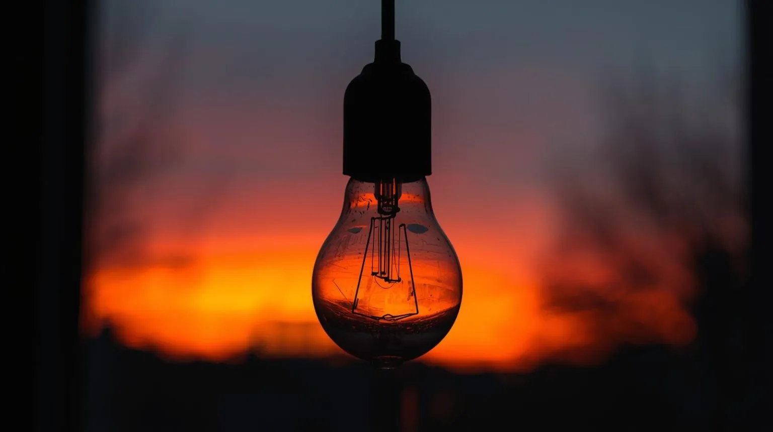 Російські обстріли спричинили нові знеструмлення у п'яти областях