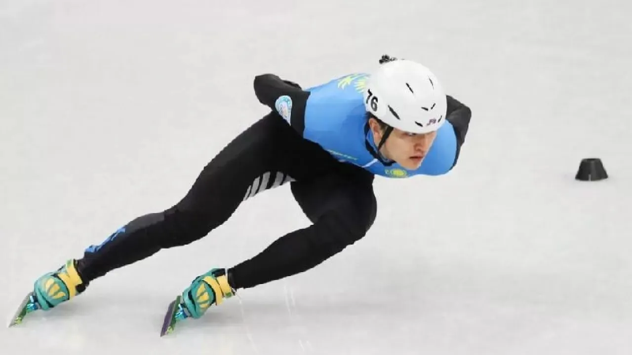 Казахстанський ковзаняр переміг на Олімпіаді завдяки епічному фінішу