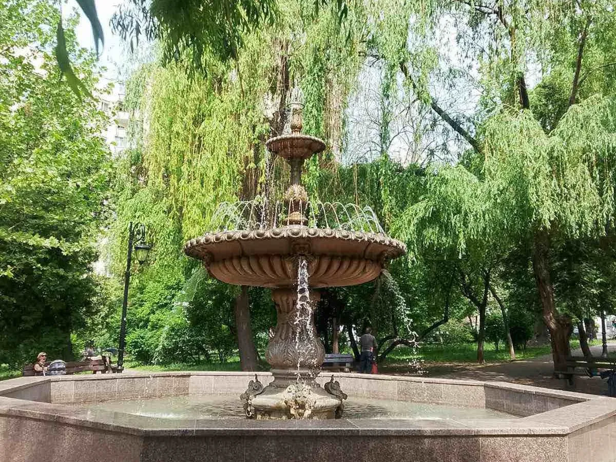 В Киеве стартовал сезон фонтанов