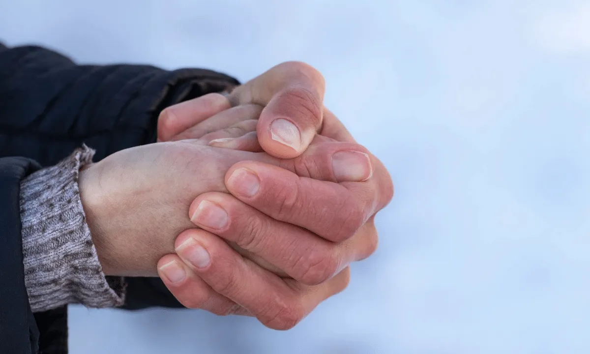 Як уникнути переохолодження та обмороження під час мінусової температури