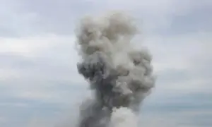Фото: у Бєлгороді на будинок впали уламки ППО