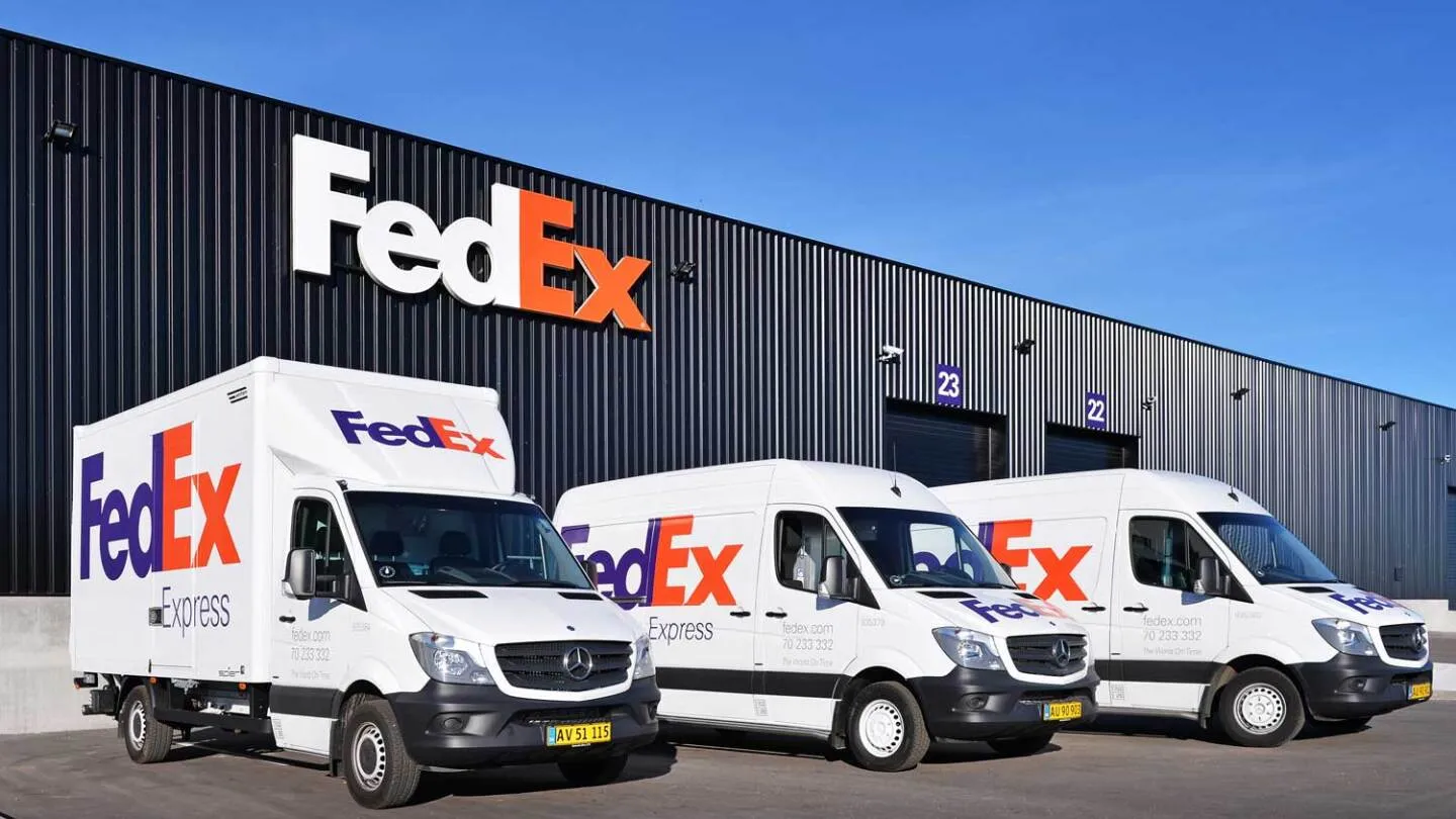 FedEx подала до суду на уряд США через «незаконні» мита Трампа — FT