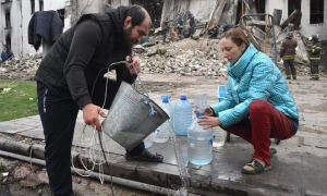 Президентка Угорщини в кольорах України закликала розслідувати воєнні злочини окупантів