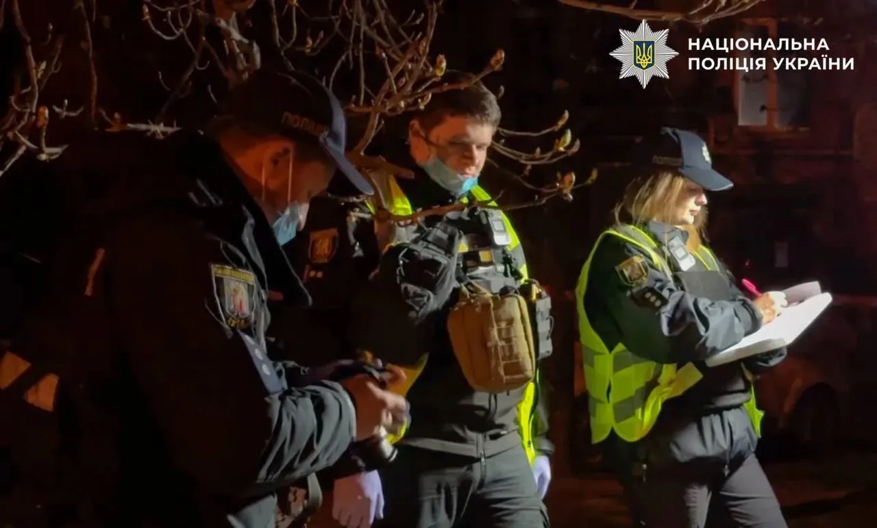 У Києві чоловік на дитячому майданчику вбив перехожого