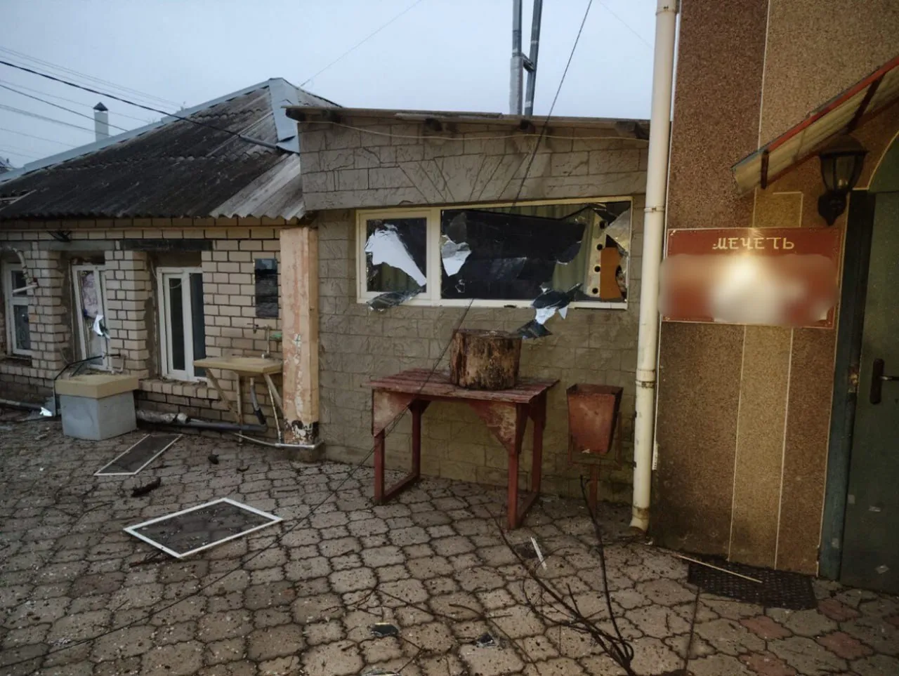 Фото: Російська армія обстріляла мечеть у Херсоні