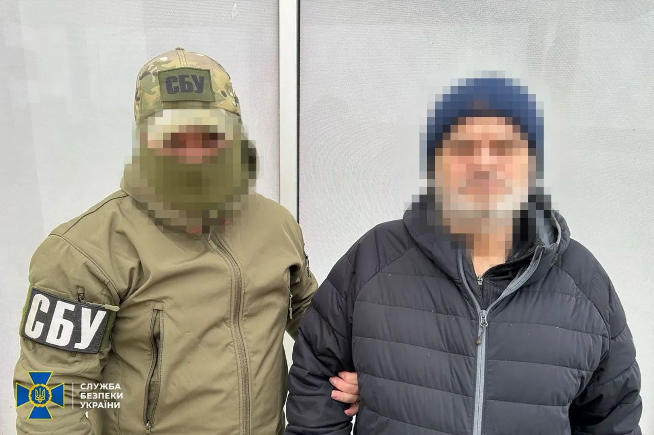 СБУ затримала подружжя за коригування ворожих ударів по Херсону