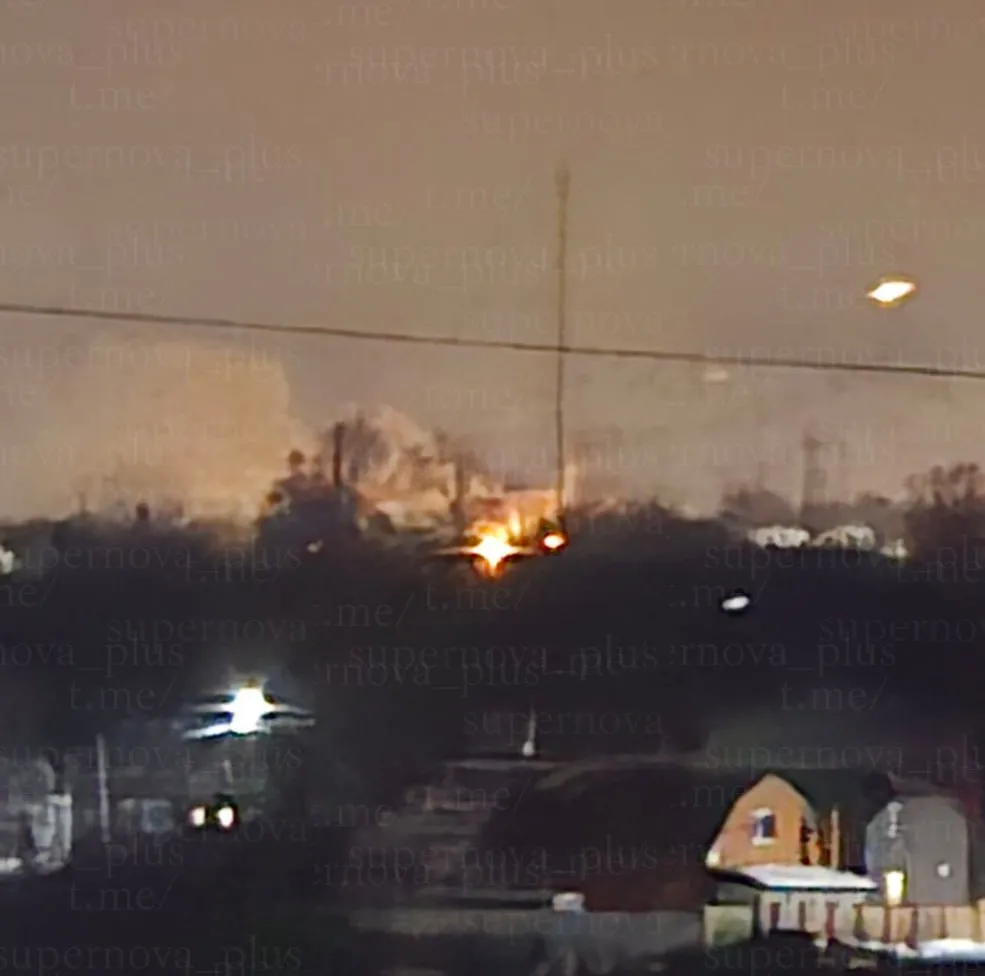 Відео: Дрони атакували склад БК у Маріуполі та об'єкти в трьох містах росії