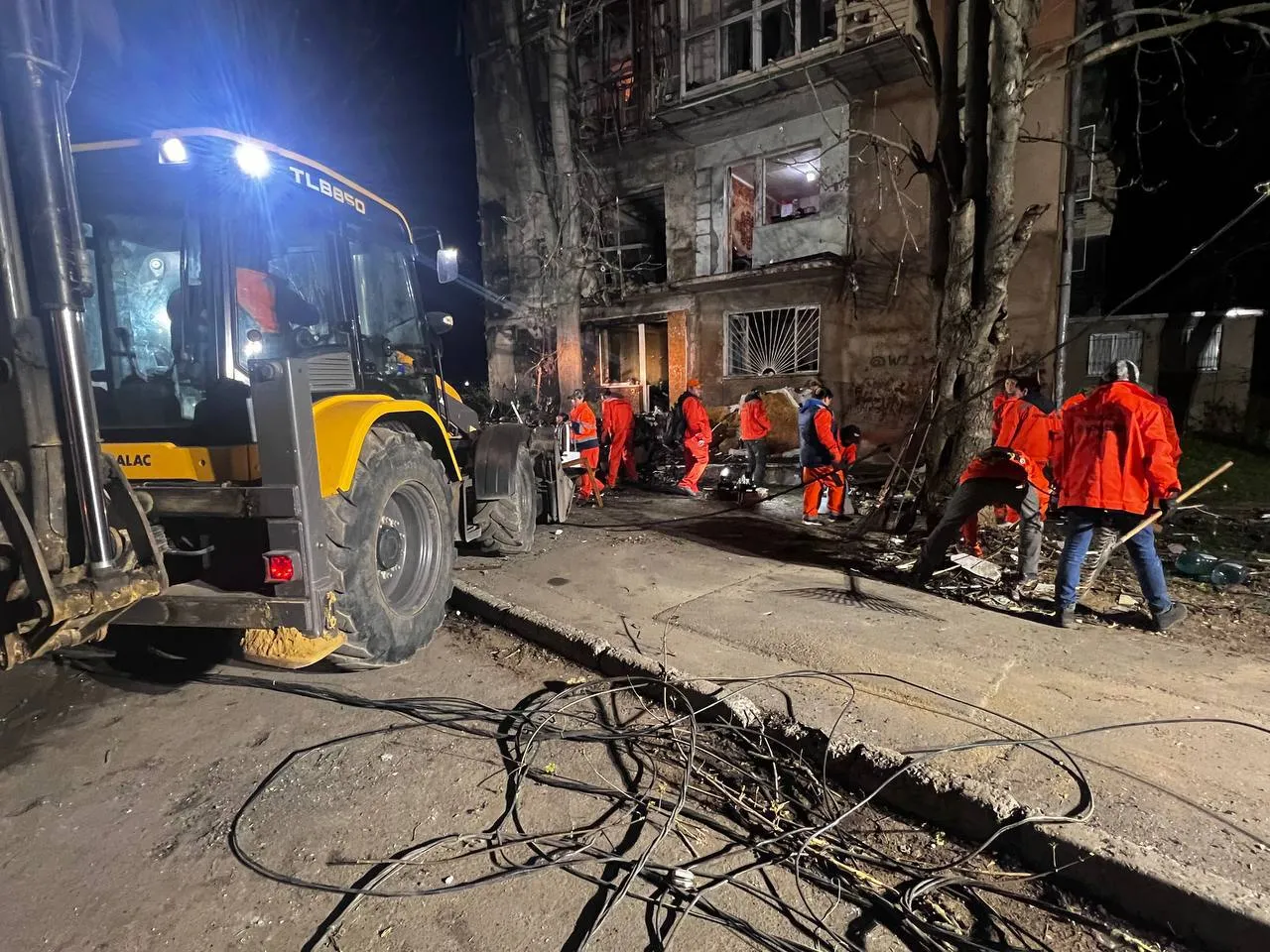 Российская атака повредила жилые дома в Одессе