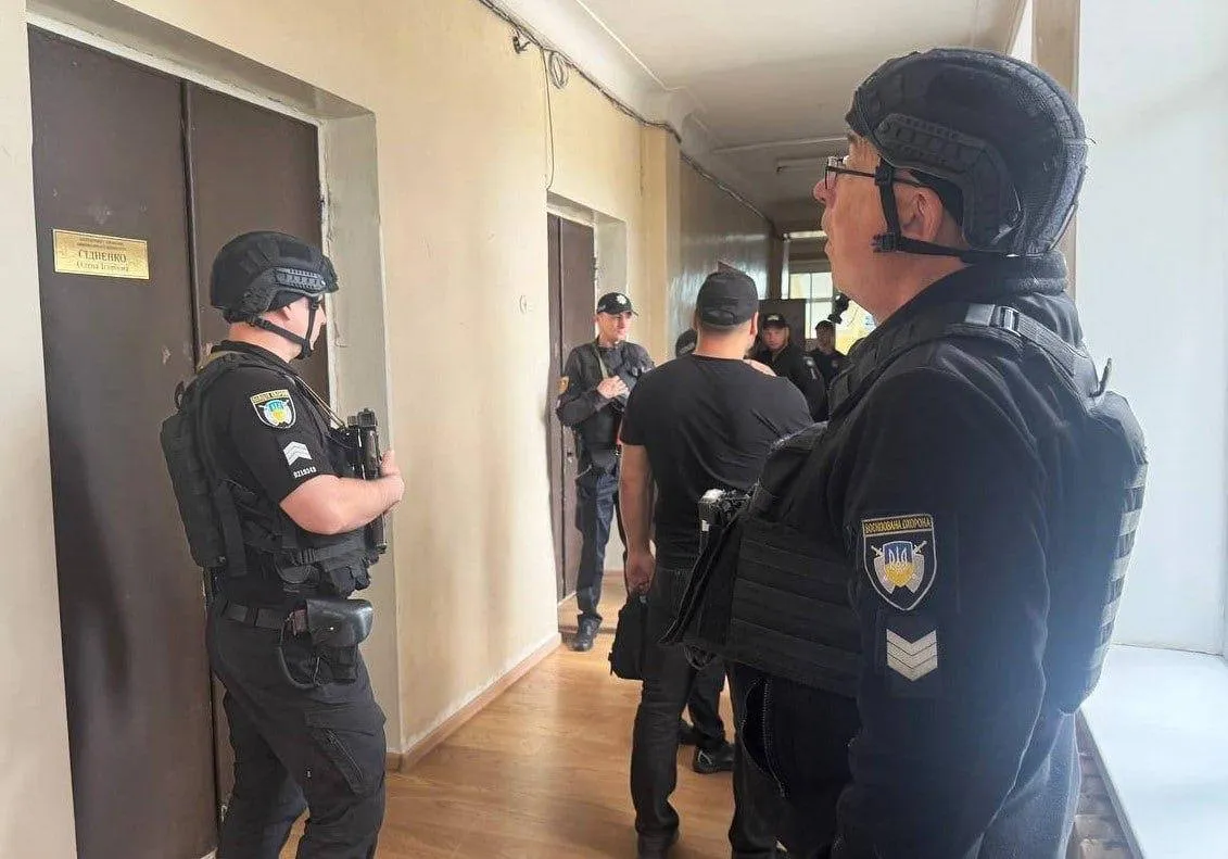 У Світловодській міськраді сталася стрілянина між співробітниками