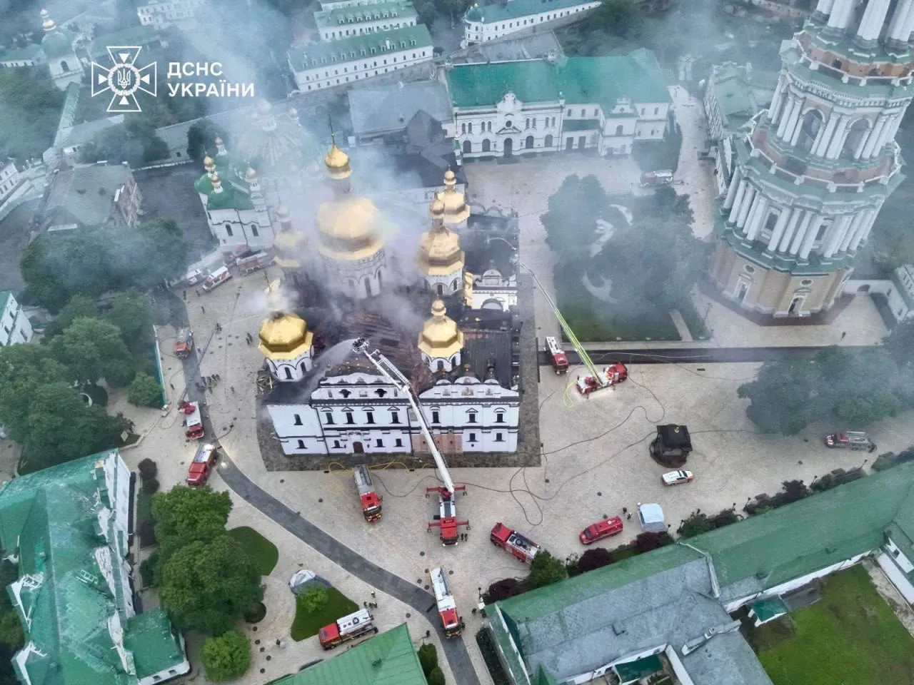 Росія вигадала ураження десятка українських заводів, терміналів та аеродромів під час нічного обстрілу