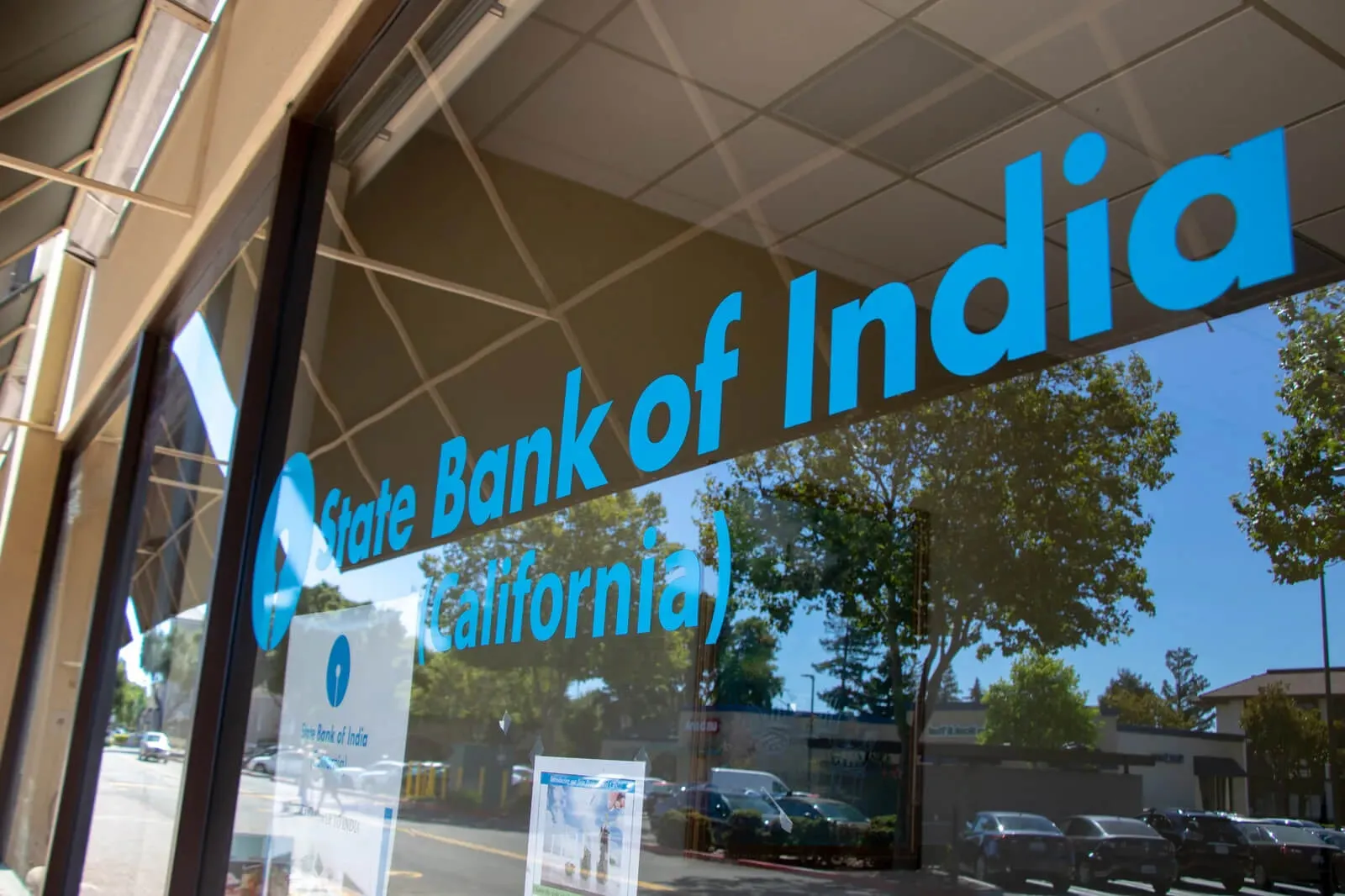 Найбільший банк Індії заблокував платежі за російську нафту попри дозвіл Трампа