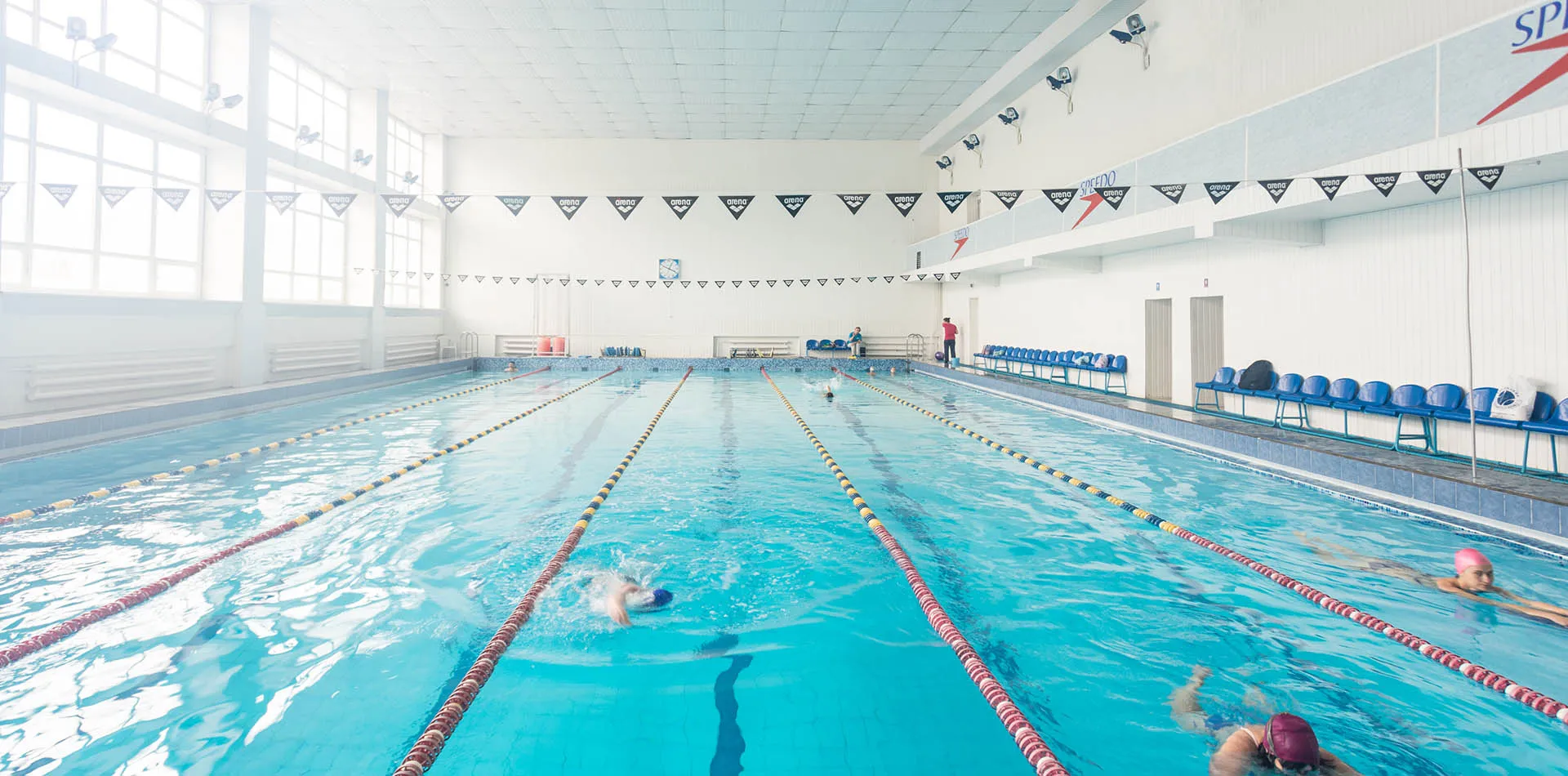 Українські плавчині вибороли «золото» на етапі Кубку світу в Парижі