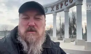 У Києві ударом РФ біля метро «Харківська» зруйновано центр видачі паспортів