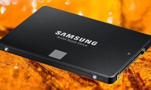 З'явилися зображення смартфона від Tesla