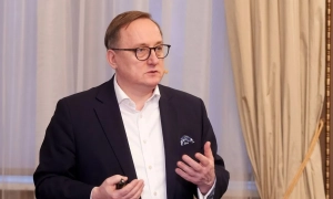 Російські дрони вдарили по енергетиці Одещини: спалахнула пожежа