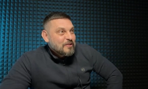 В Севастополе прогремел взрыв в многоэтажном доме, вспыхнул масштабный пожар