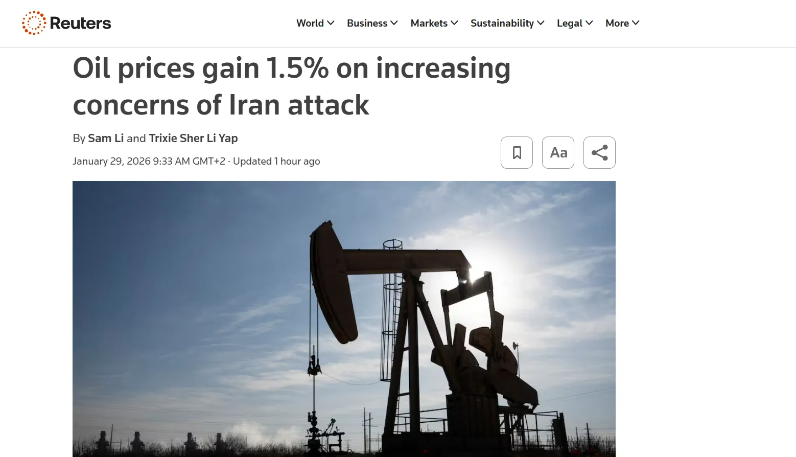 Нафта дорожчає третій день поспіль — Reuters