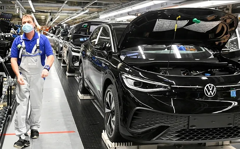 Volkswagen закриває виробництво в Дрездені через падіння попиту — FT