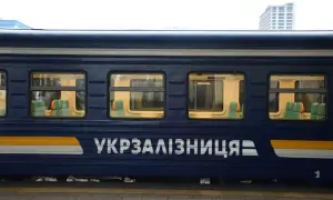 Подтопленные дома и разрушенные мосты: непогода на Прикарпатье 