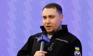 Буданов пояснив, чому поліція не наважується застосовувати зброю