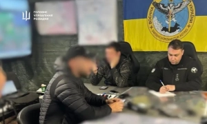 Під Херсоном пошкоджено електромережі, знеструмлено кілька селищ